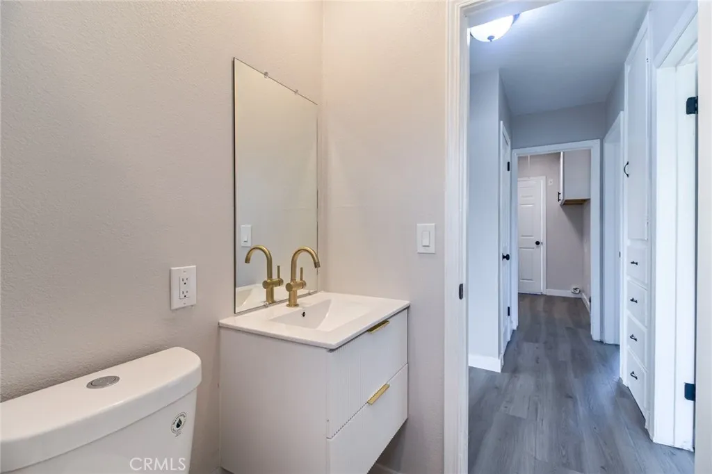 645 E 98th Street, Los Angeles, California 90002 home-pic-14